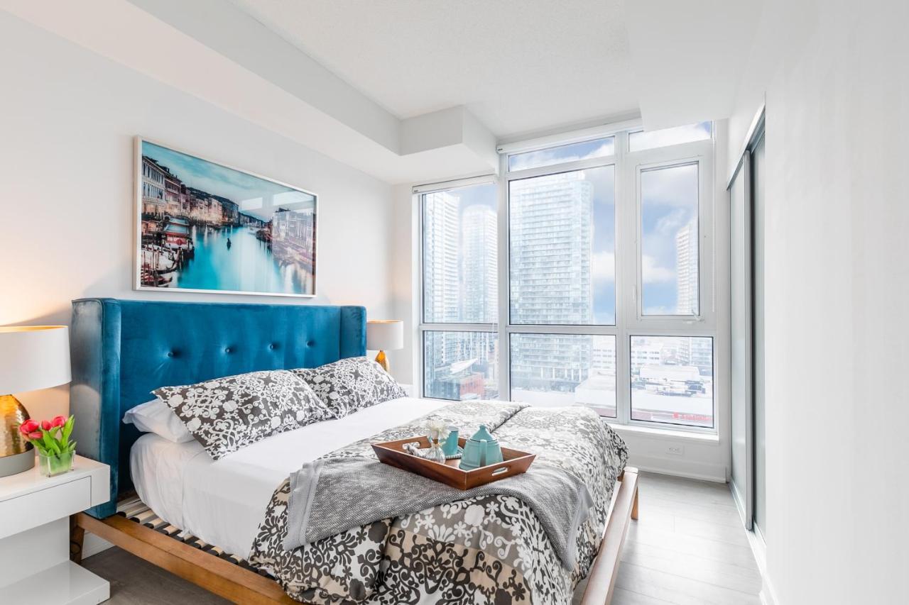 Luxury 2 Bedroom In The Heart Of Entertainment District - City Skyline View & Balcony Toronto Extérieur photo